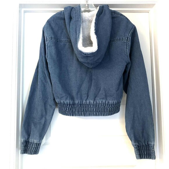 NWT CI SONO CAVALINI Sherpa Hooded Crop Jean Jacket Zip-up Medium Wash Denim  S - Picture 4 of 8
